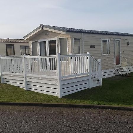 Rick'S Retreat Static Caravan Near The Beach With Free Wifi Lossiemouth Bagian luar foto